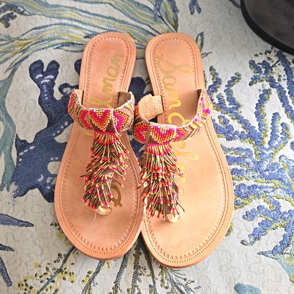 Adorable flip flops